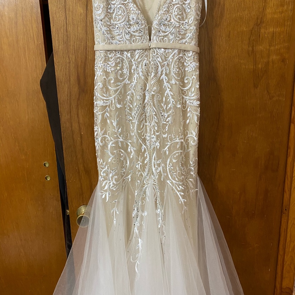 Prom dress - Picture 4 of 13